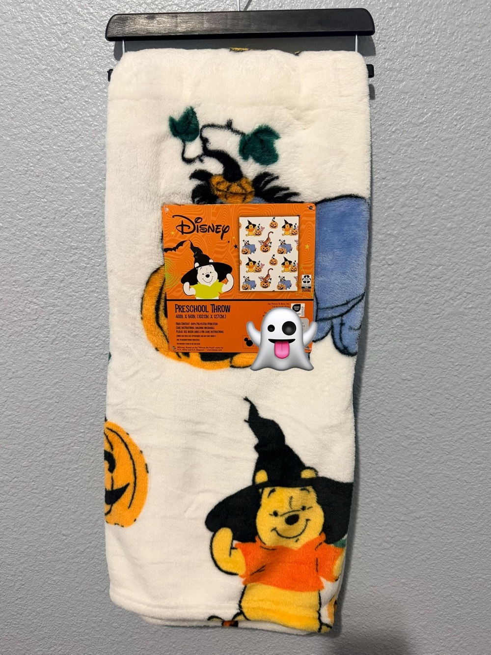 Disney Winnie the Pooh Halloween Throw Blanket